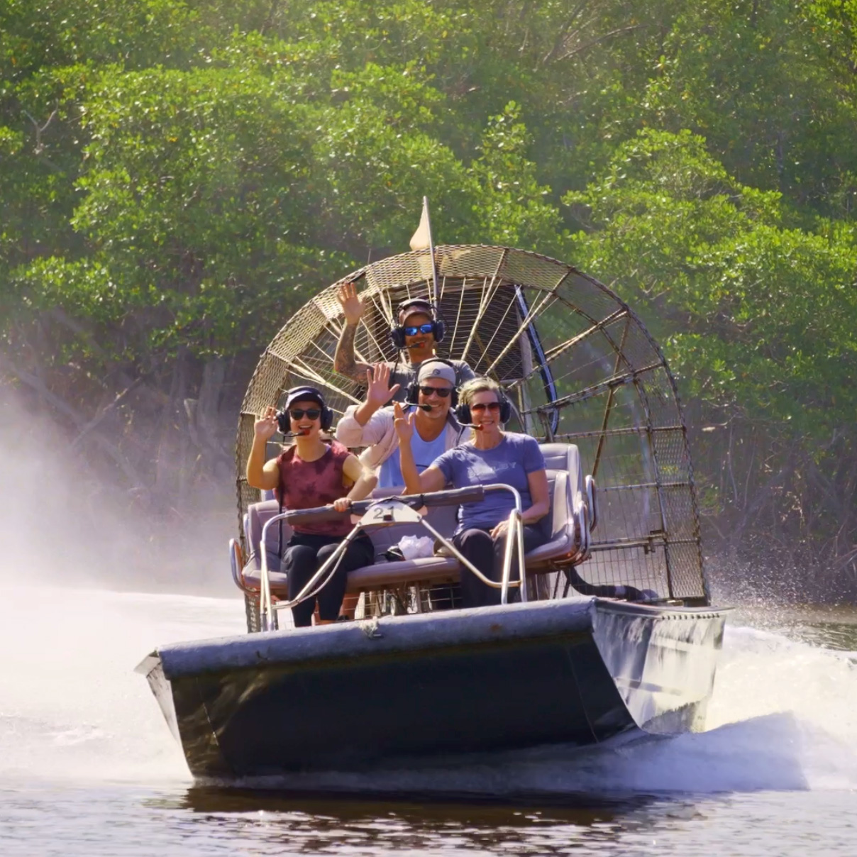 fort wayne airboat boat tours